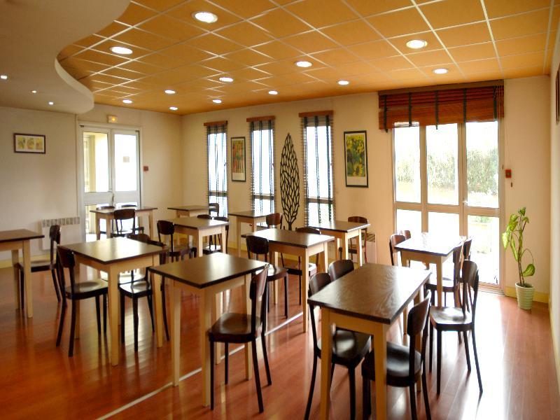 Hotelf1 Igny Massy Tgv Restaurante foto